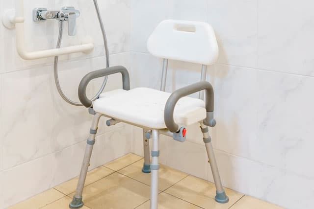 Asientos de ducha y bañera