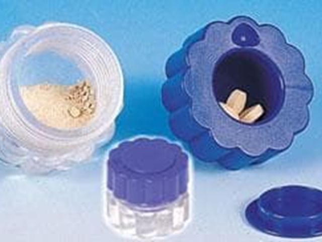 	  Pastillero triturador