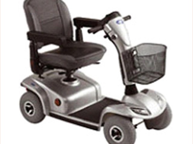 Scooter Leo
